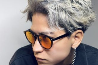 メンズアップバングショート×ハイトーンカラー